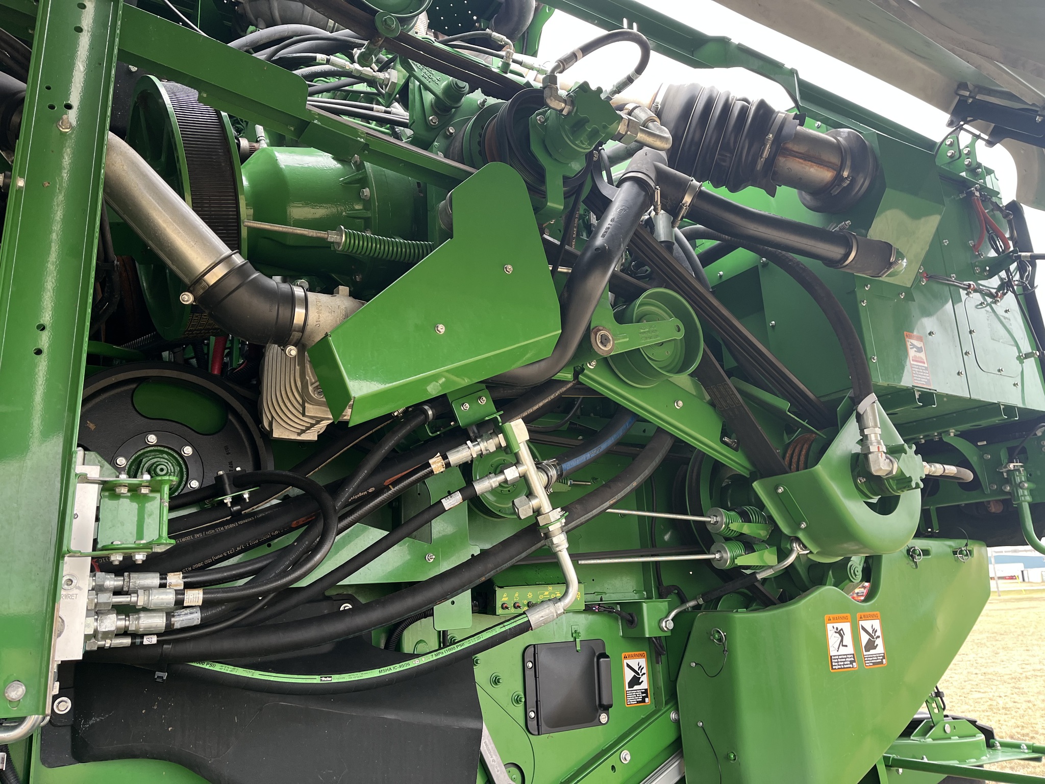  2024 John Deere S780 at Heritage Tractor in Princeton, IL