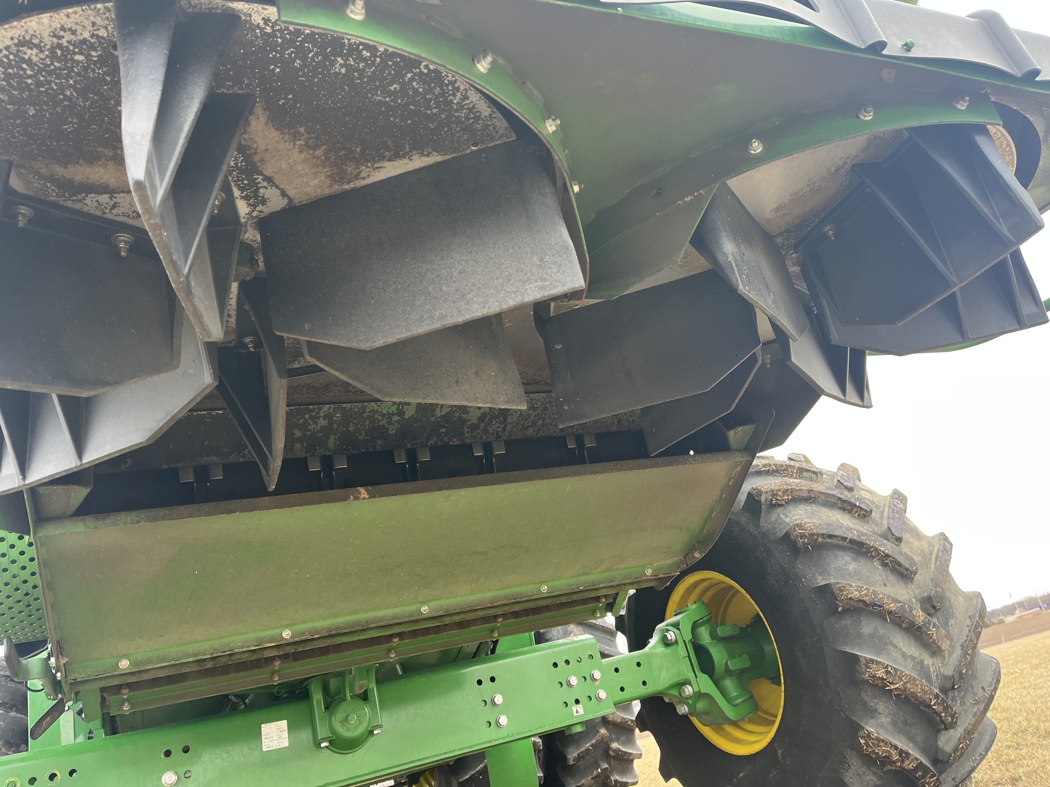  2024 John Deere S780 at Heritage Tractor in Princeton, IL