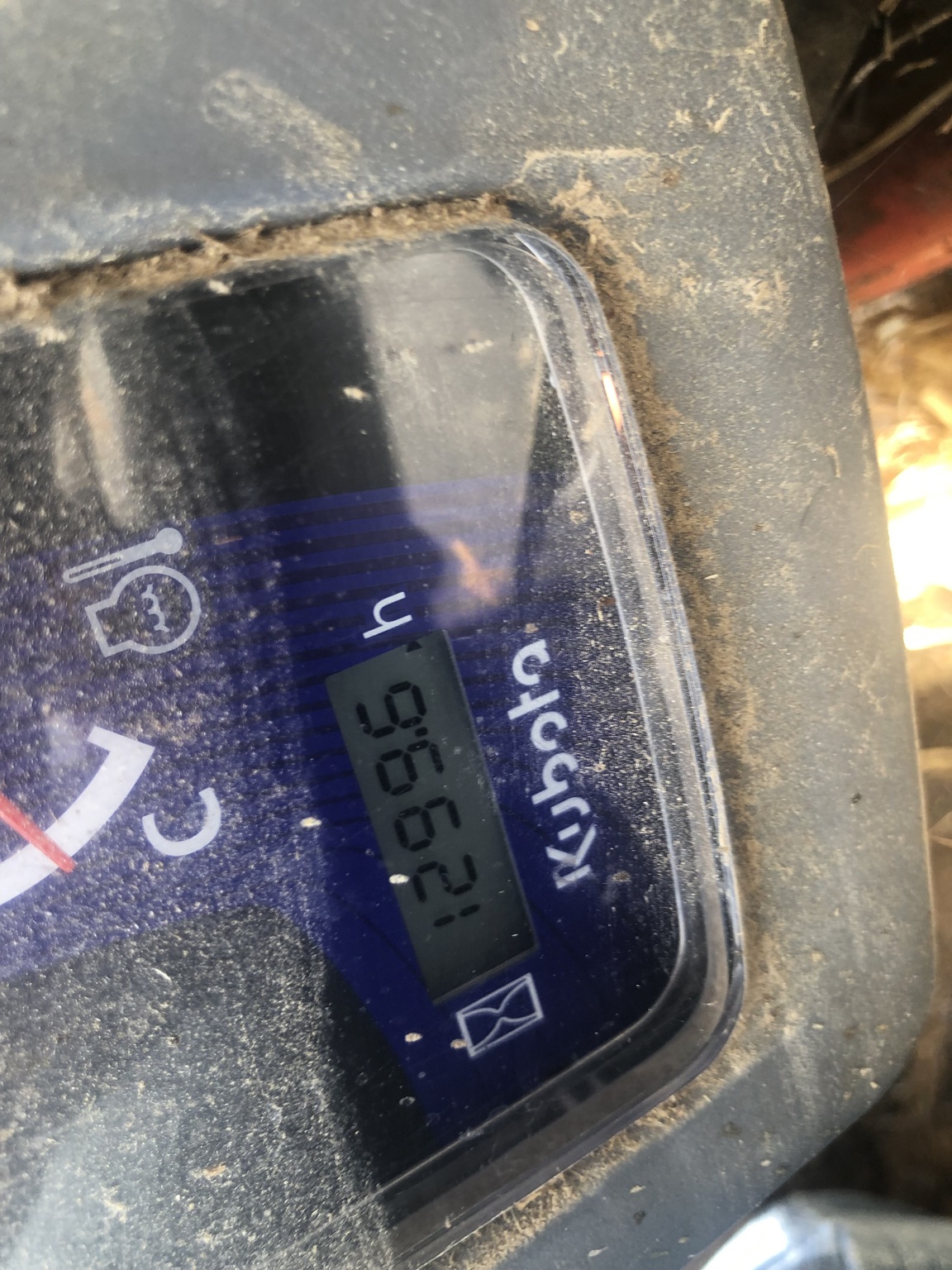 2023 Kubota Ssv75 Image 15