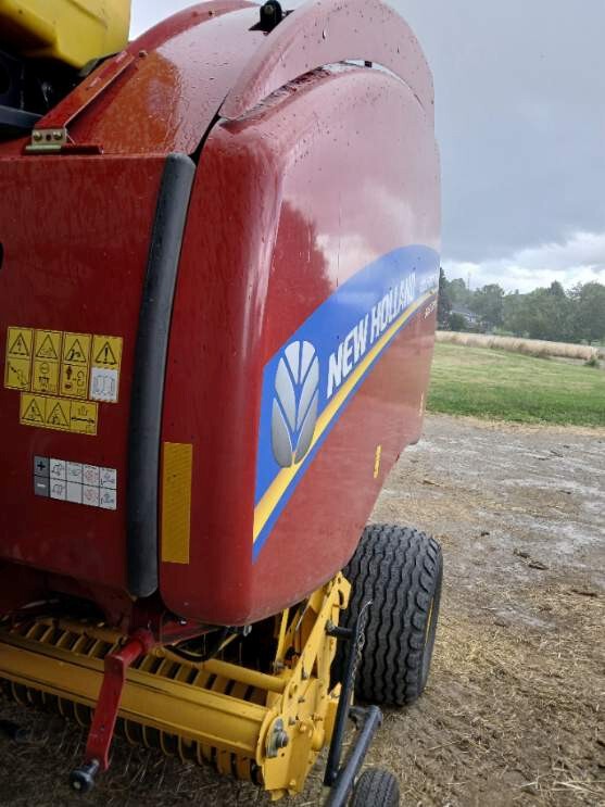 2018 New Holland Rollbelt 460 Image 3