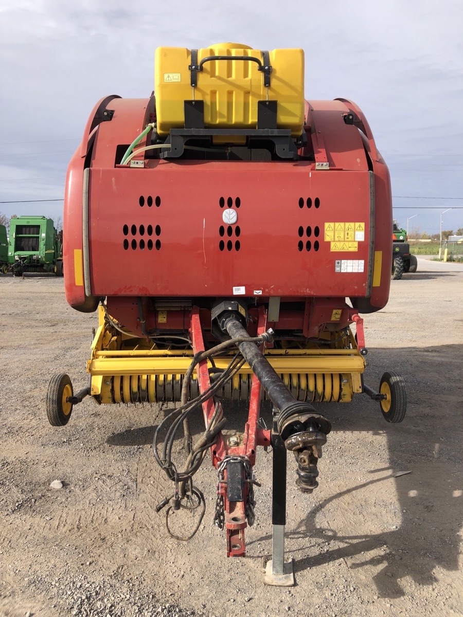 2018 New Holland Rollbelt 460 Image 3