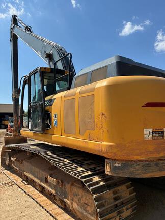 2022 John Deere 300G LC