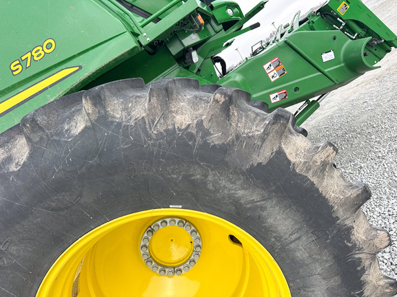 2022 John-Deere S780