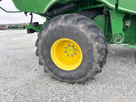 2022 John-Deere S780