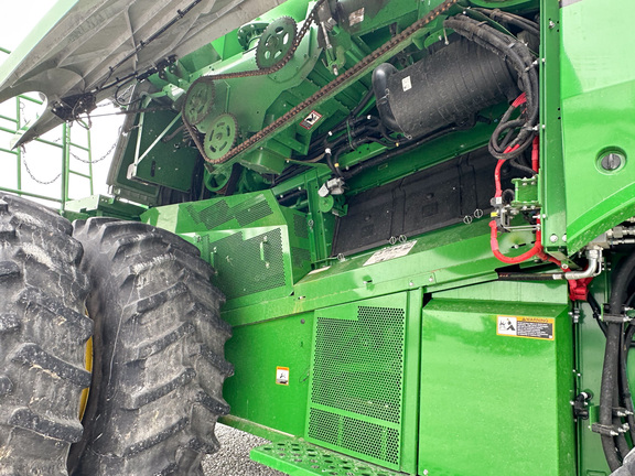 2022 John-Deere S780