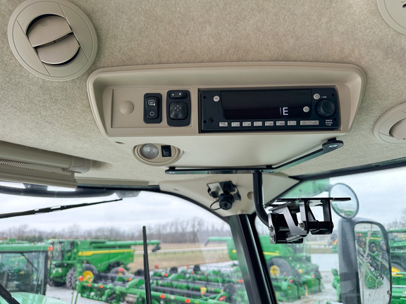 2022 John-Deere S780