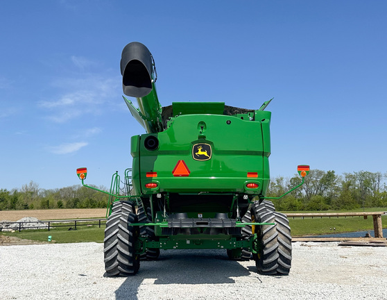 2022 John-Deere S780