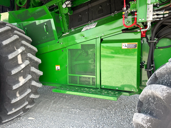 2022 John-Deere S780