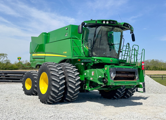 2022 John-Deere S780