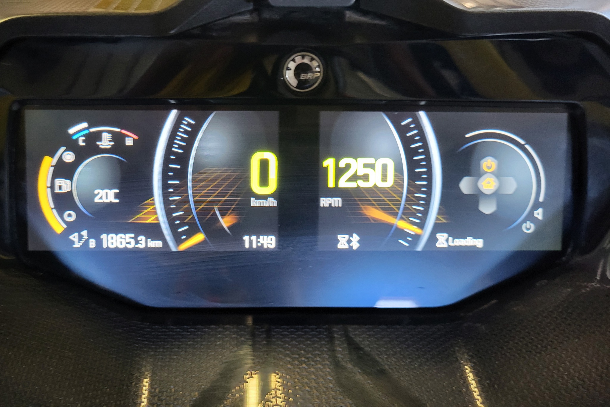 2022 Ski Doo Renegade XRS 850  DEMO Image 7