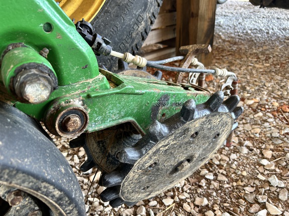 Photo of 2017 John Deere 1775NT