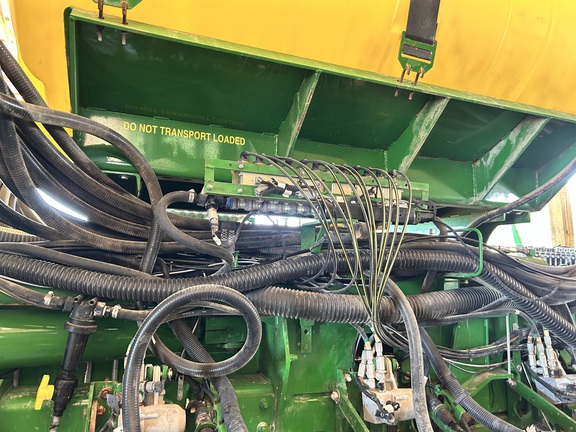 Photo of 2017 John Deere 1775NT