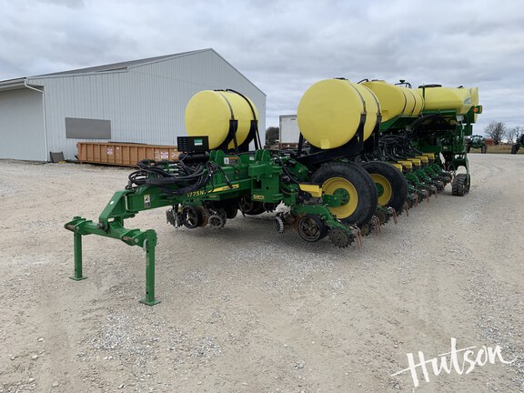 Photo of 2017 John Deere 1775NT