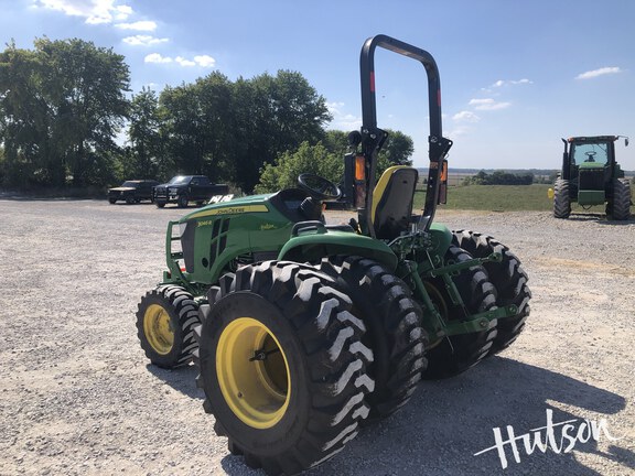 Photo of 2024 John Deere 3046R