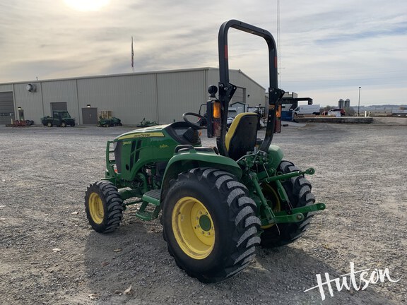 Photo of 2024 John Deere 3046R