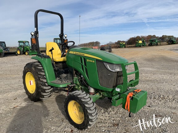 Photo of 2024 John Deere 3046R