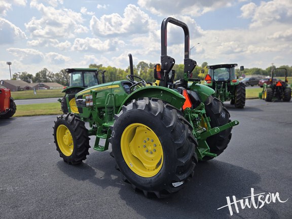 Photo of 2024 John Deere 5075E