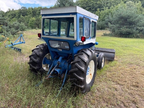 Photo of 1975 Ford 4000 SU