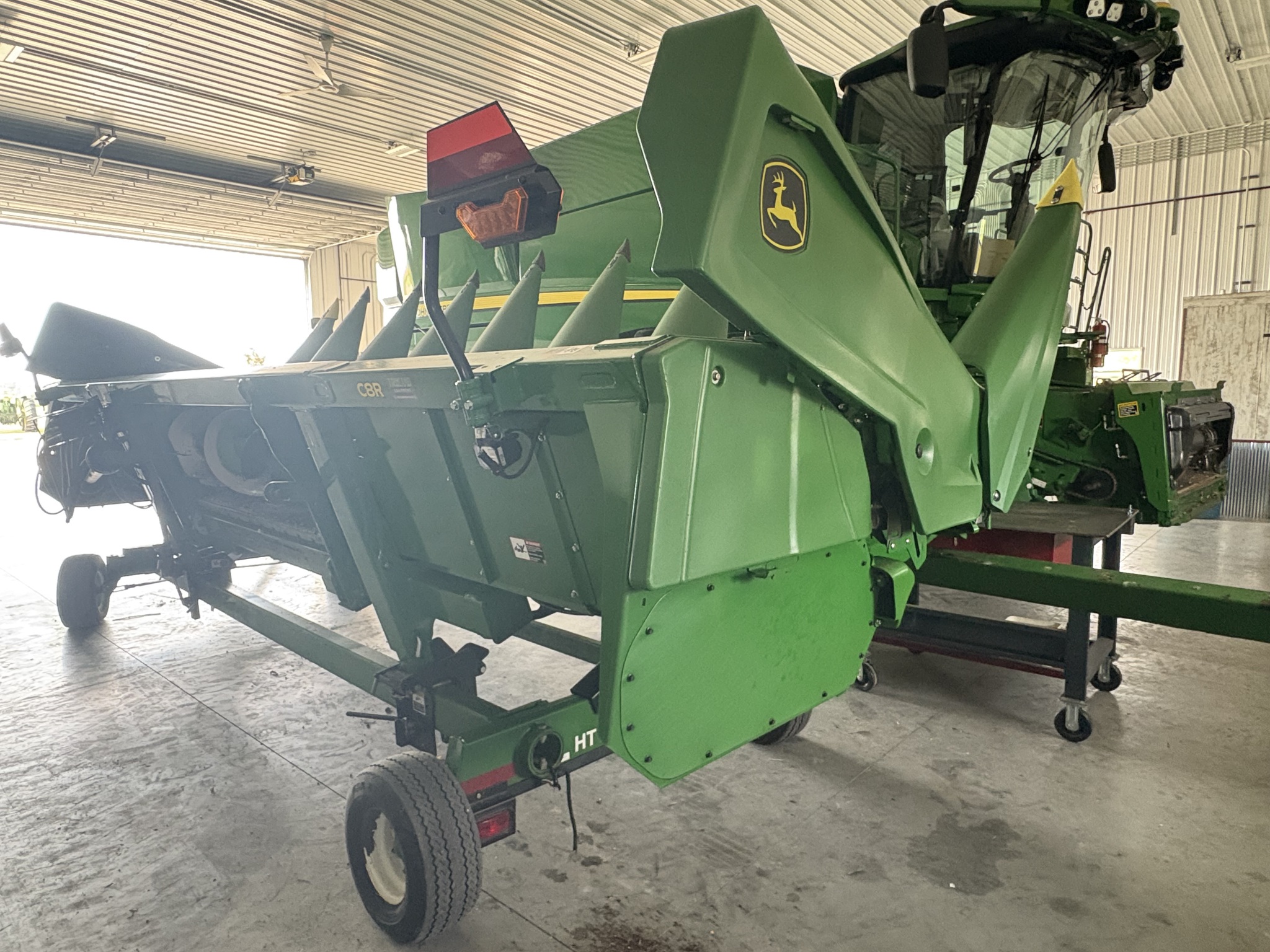 2023 John Deere C8R Image 3