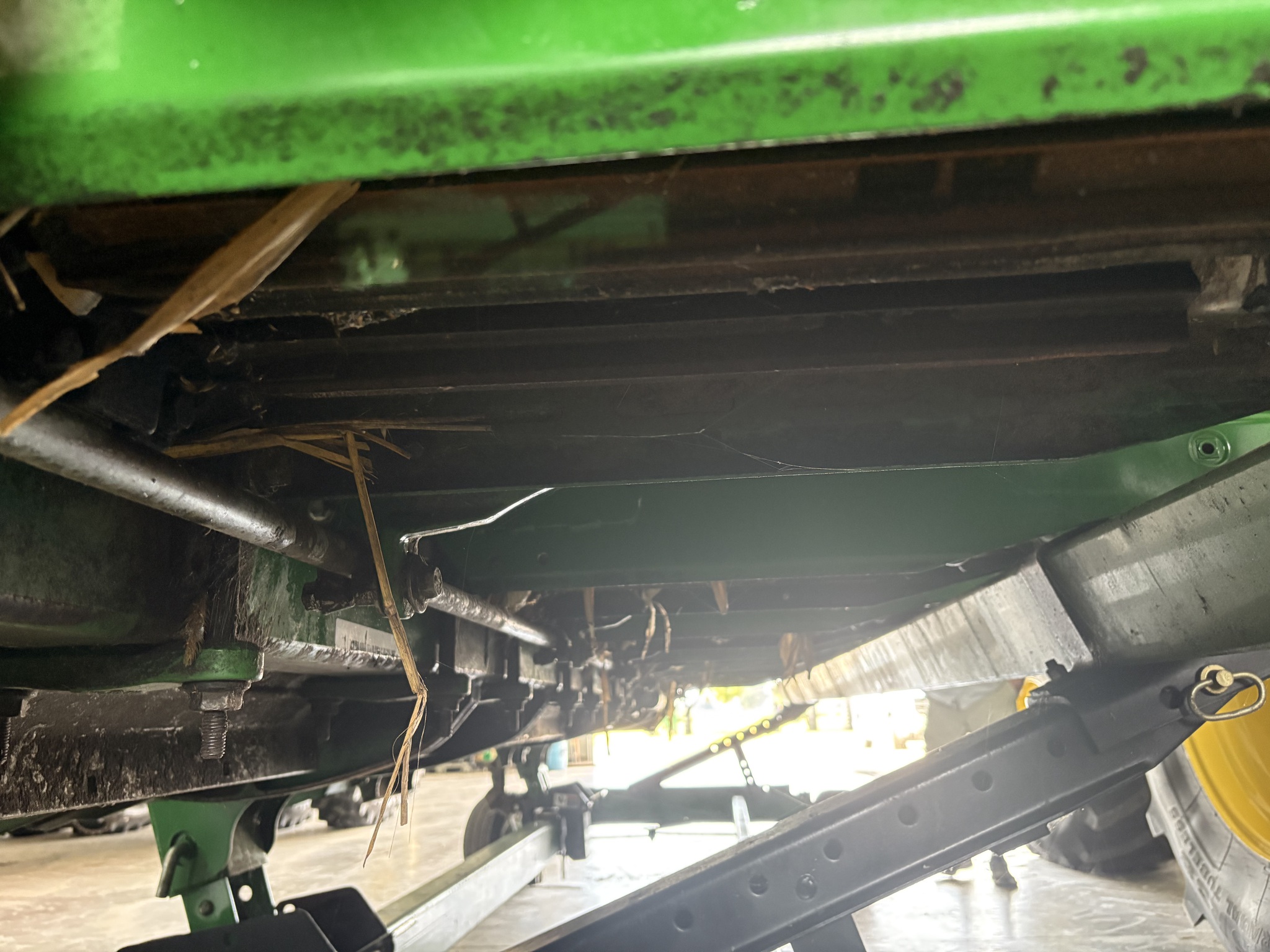 2023 John Deere C8R Image 21