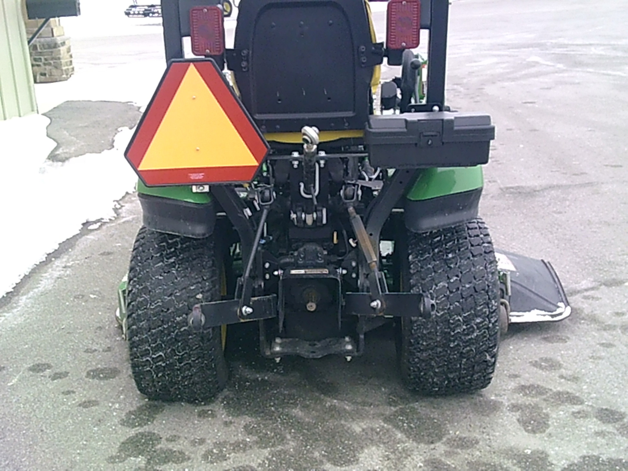 2023 John Deere 1025R Image 4