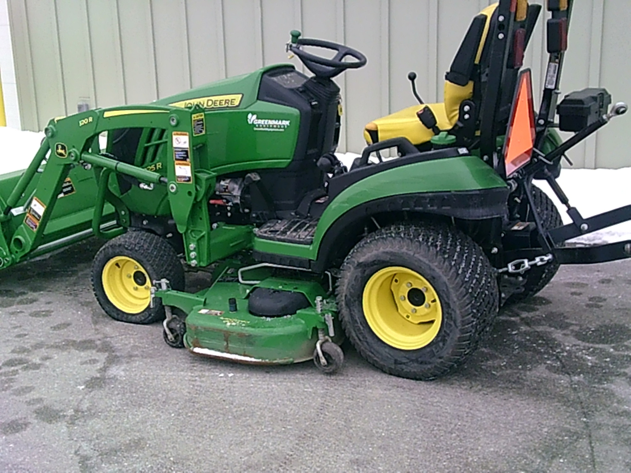 2023 John Deere 1025R Image 5