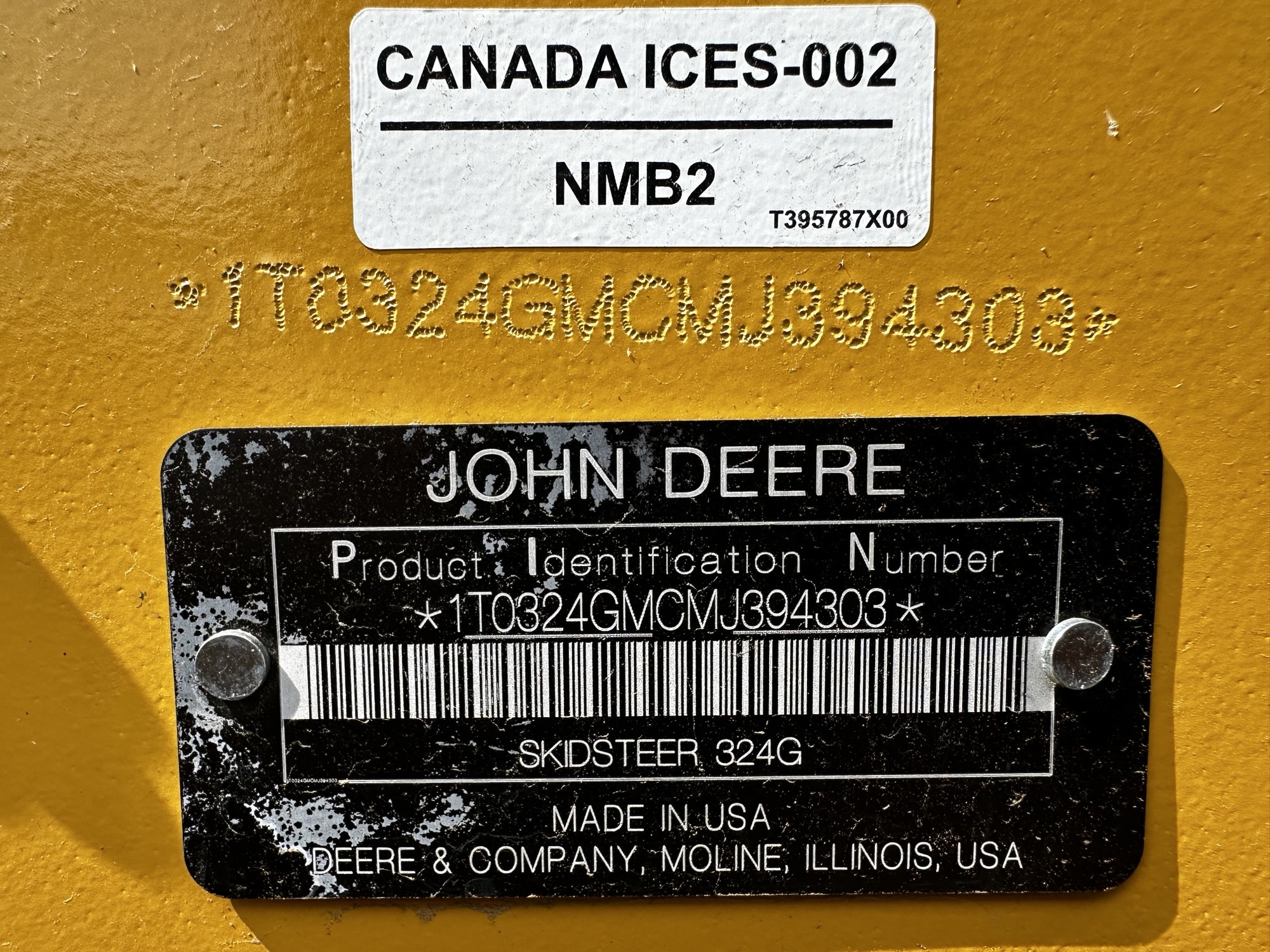 2021 John Deere 324G Image 14