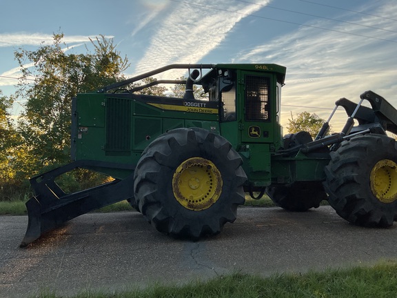 2023 John Deere 948LB