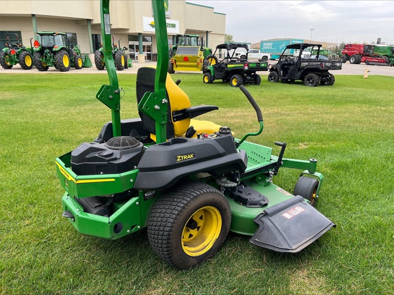 Used 2024 John Deere Z730M Zero Turn Mowers at Horizon Ag & Turf in Edmonton West, AB - Photo5