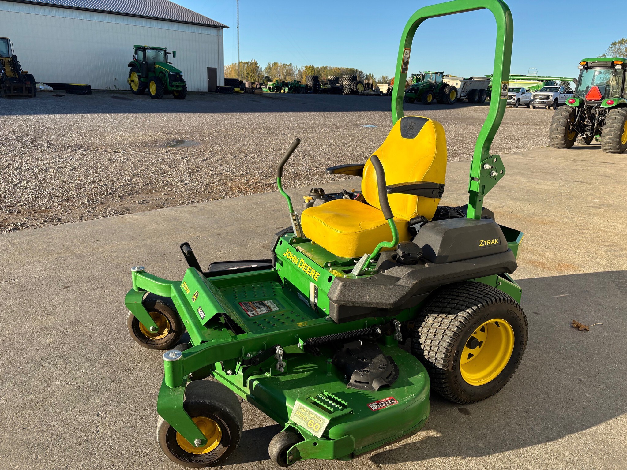 2022 John Deere Z730M Image 2