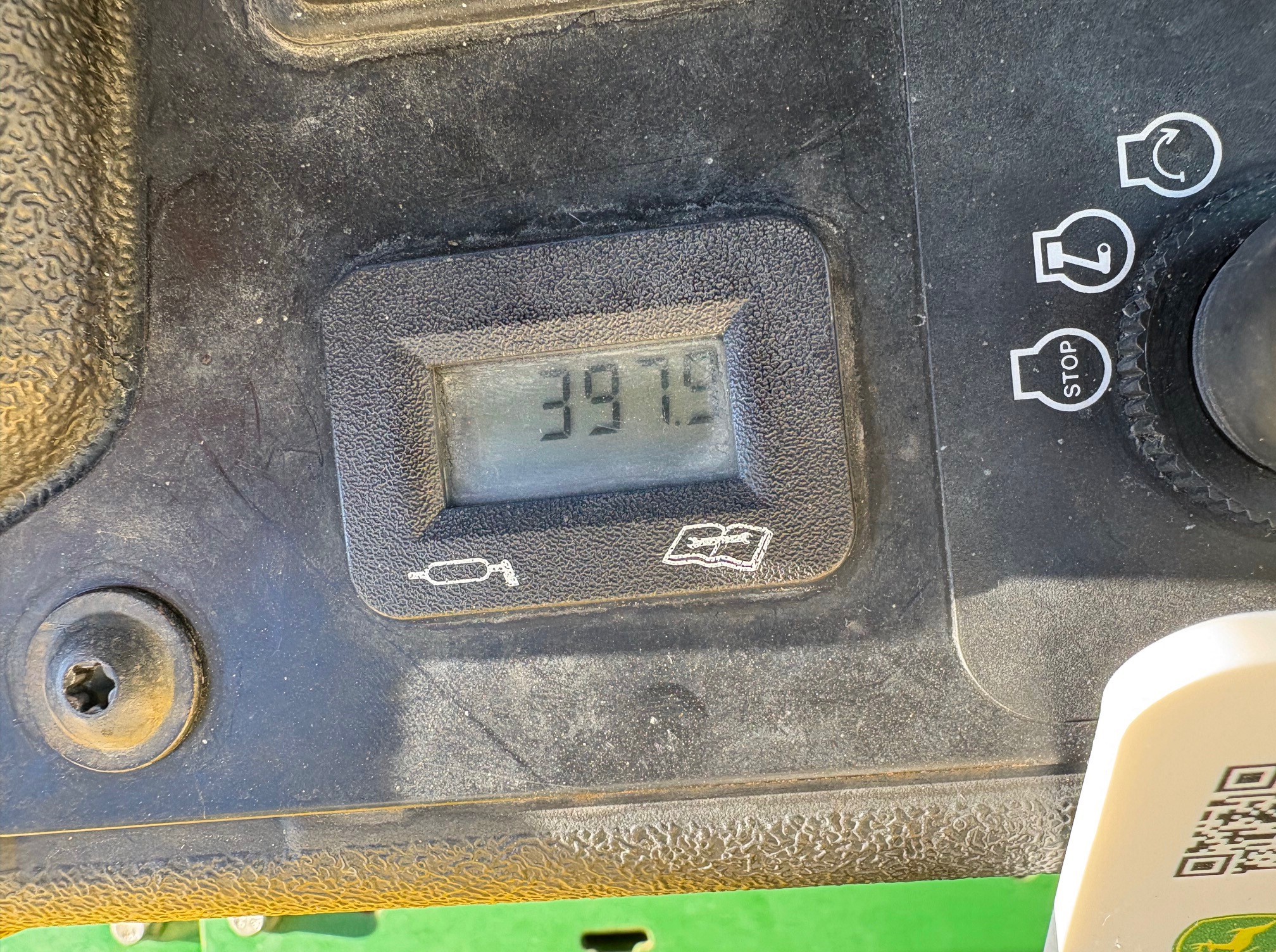 2022 John Deere Z730M Image 4