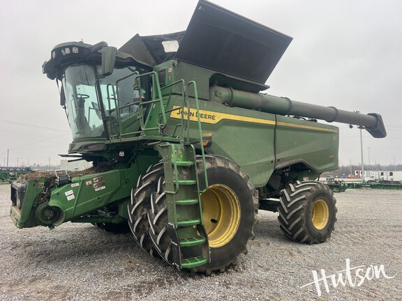 Photo of 2025 John Deere S7 800