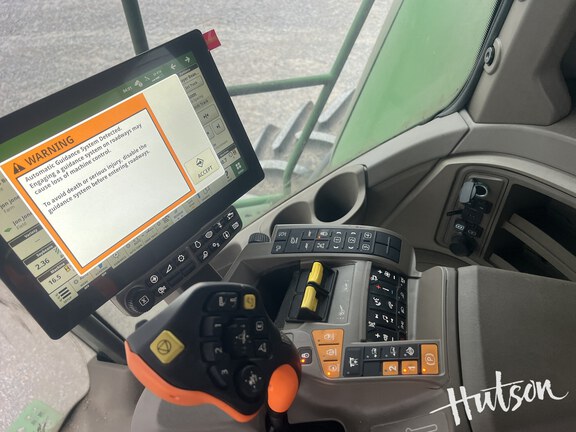 Photo of 2025 John Deere S7 800