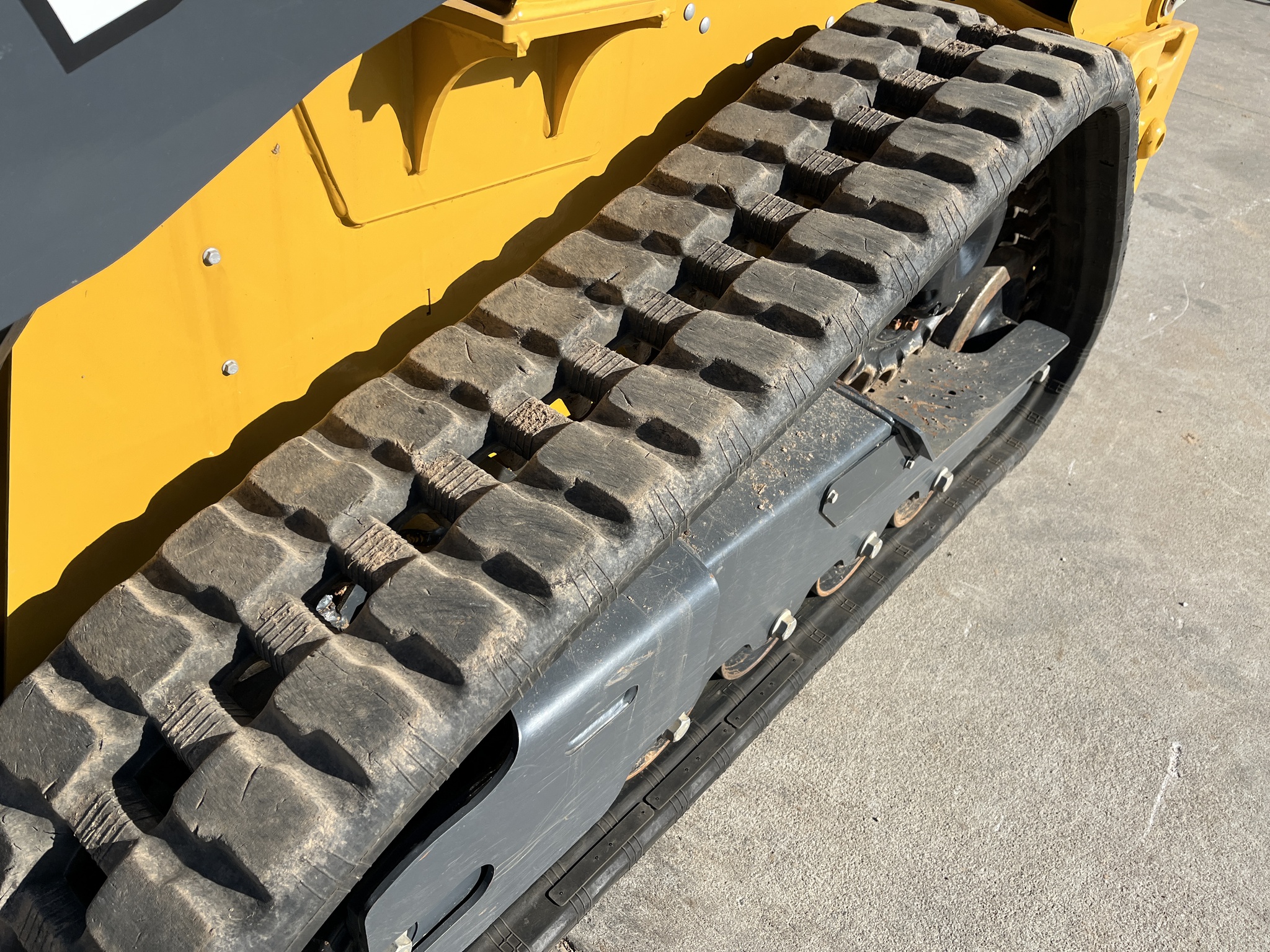  2024 John Deere 317G at Heritage Tractor in Rogersville, MO