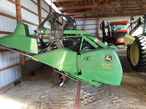 2005 John-Deere 630F