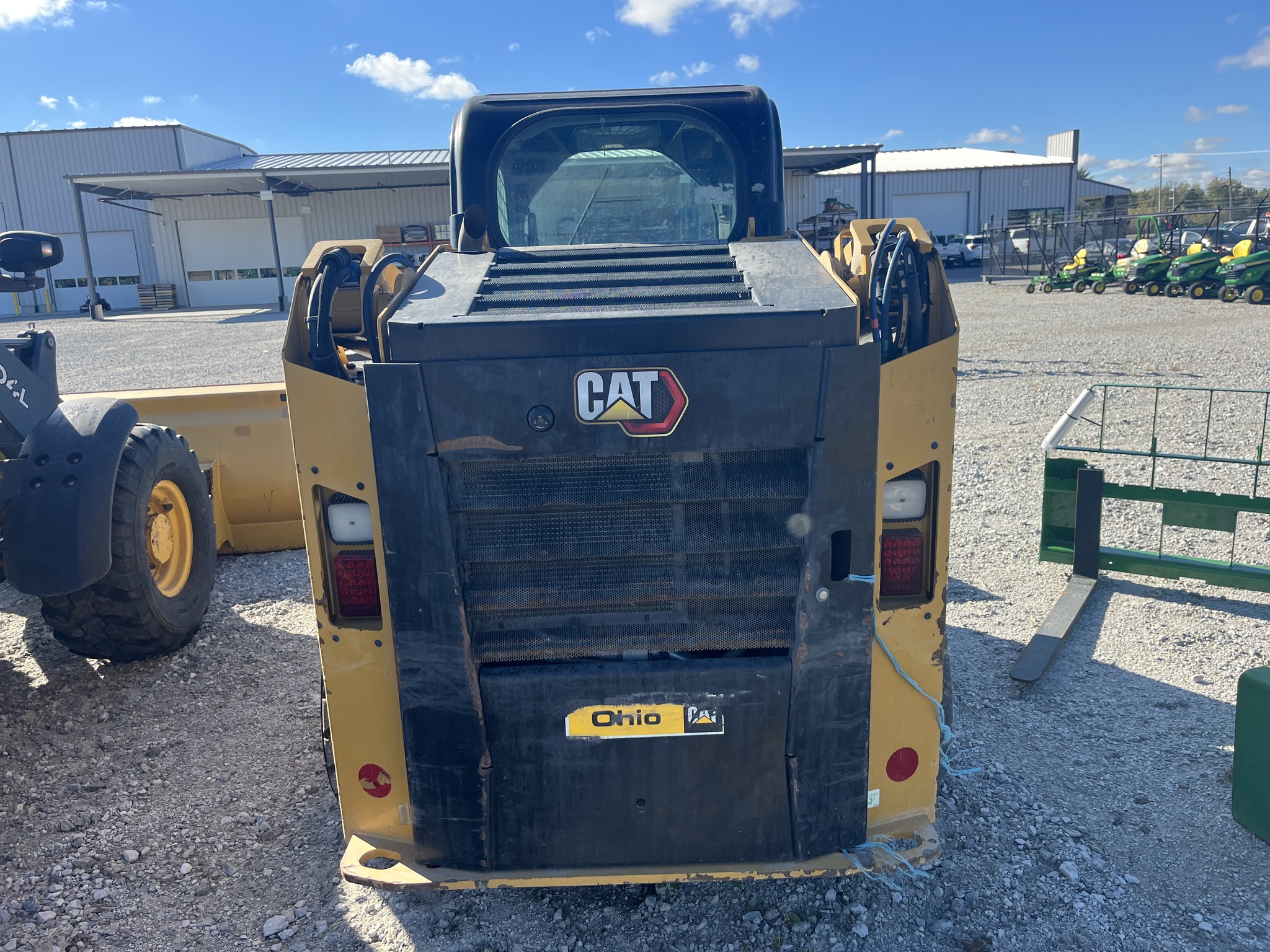2023 Caterpillar 236D Image 3