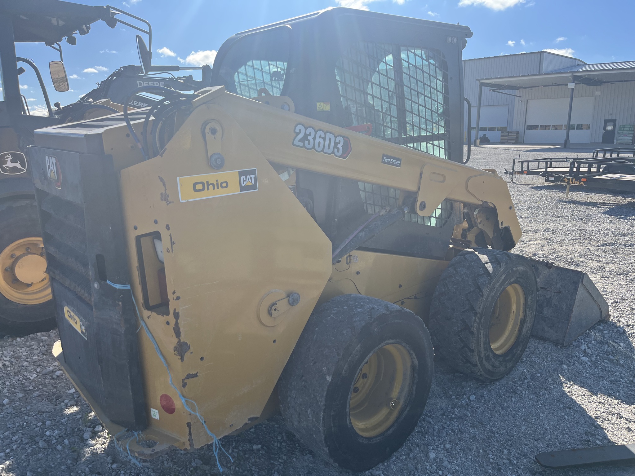 2023 Caterpillar 236D Image 4