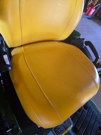 Photo of 2022 John Deere 1025R