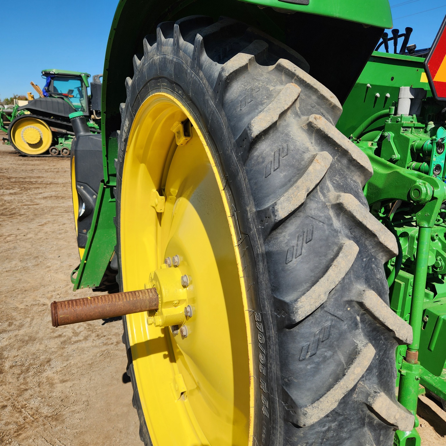 2016 John Deere 6130M Image 10