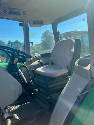 2015 John Deere 5055E Photo 5