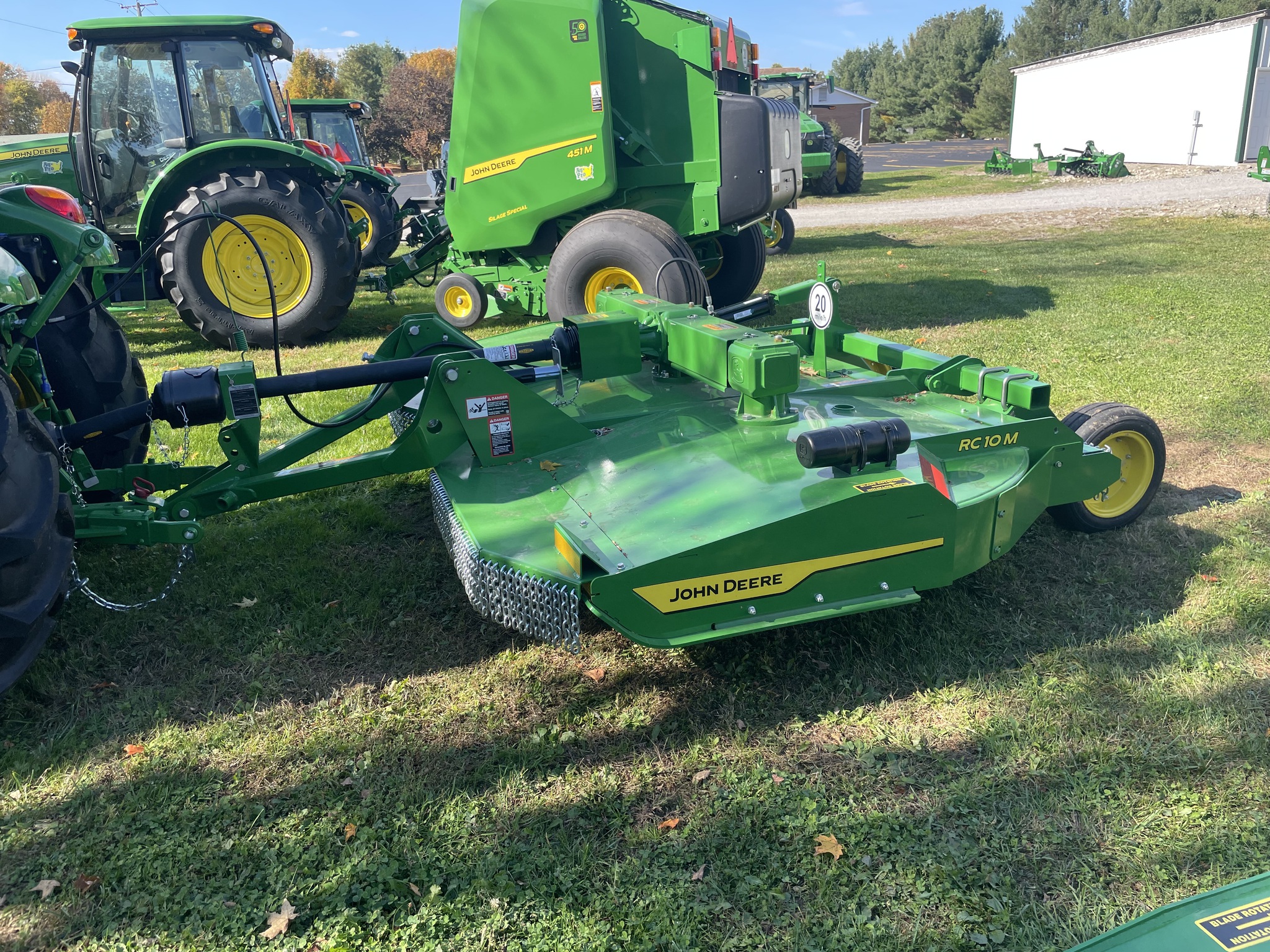 2025 John Deere RC10M Image 1