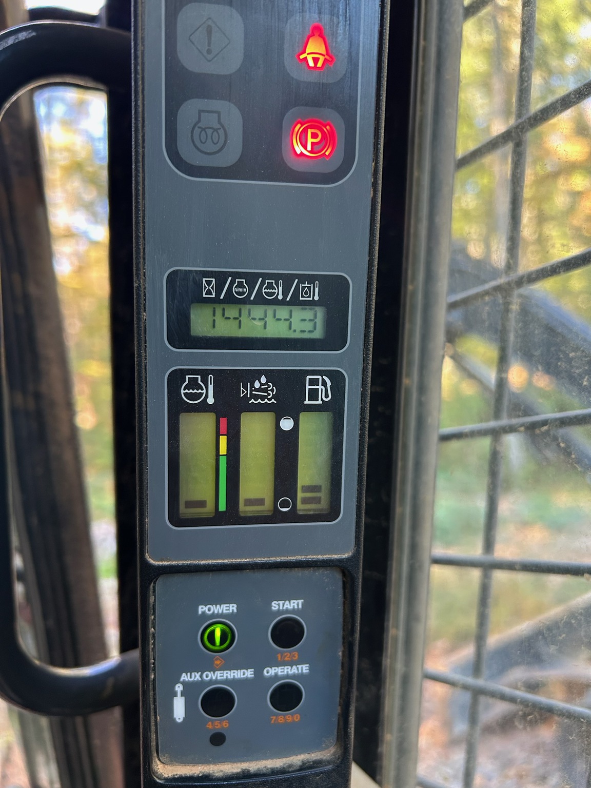 2016 Case TR340 Image 14