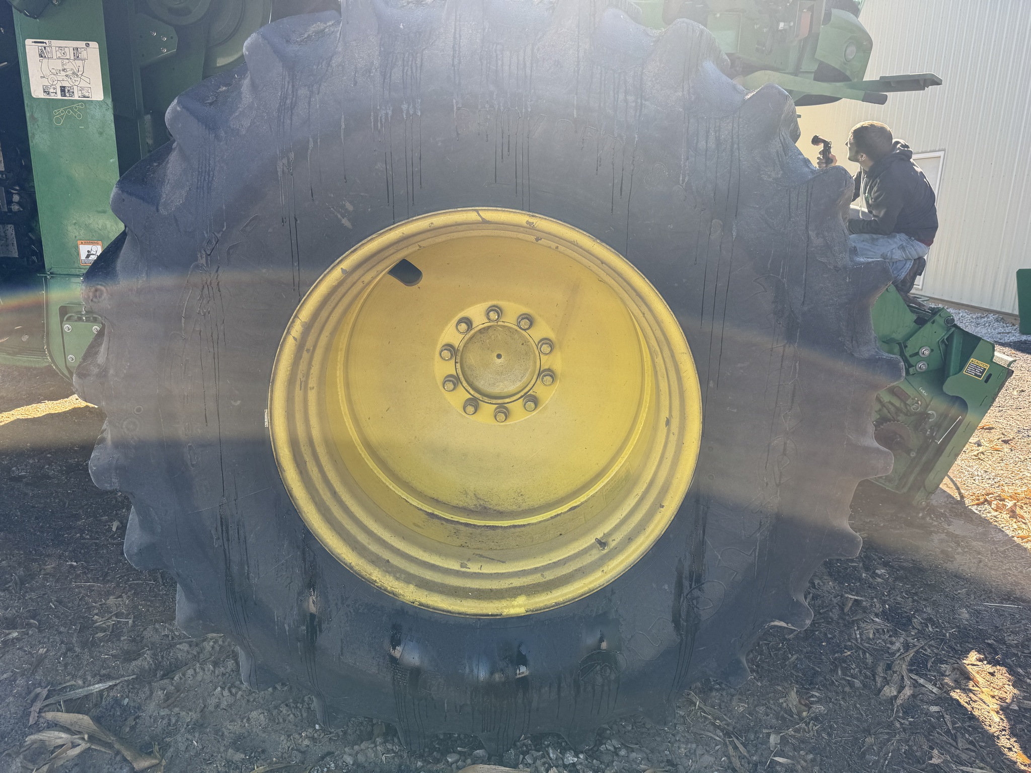 2013 John Deere S680 Image 7