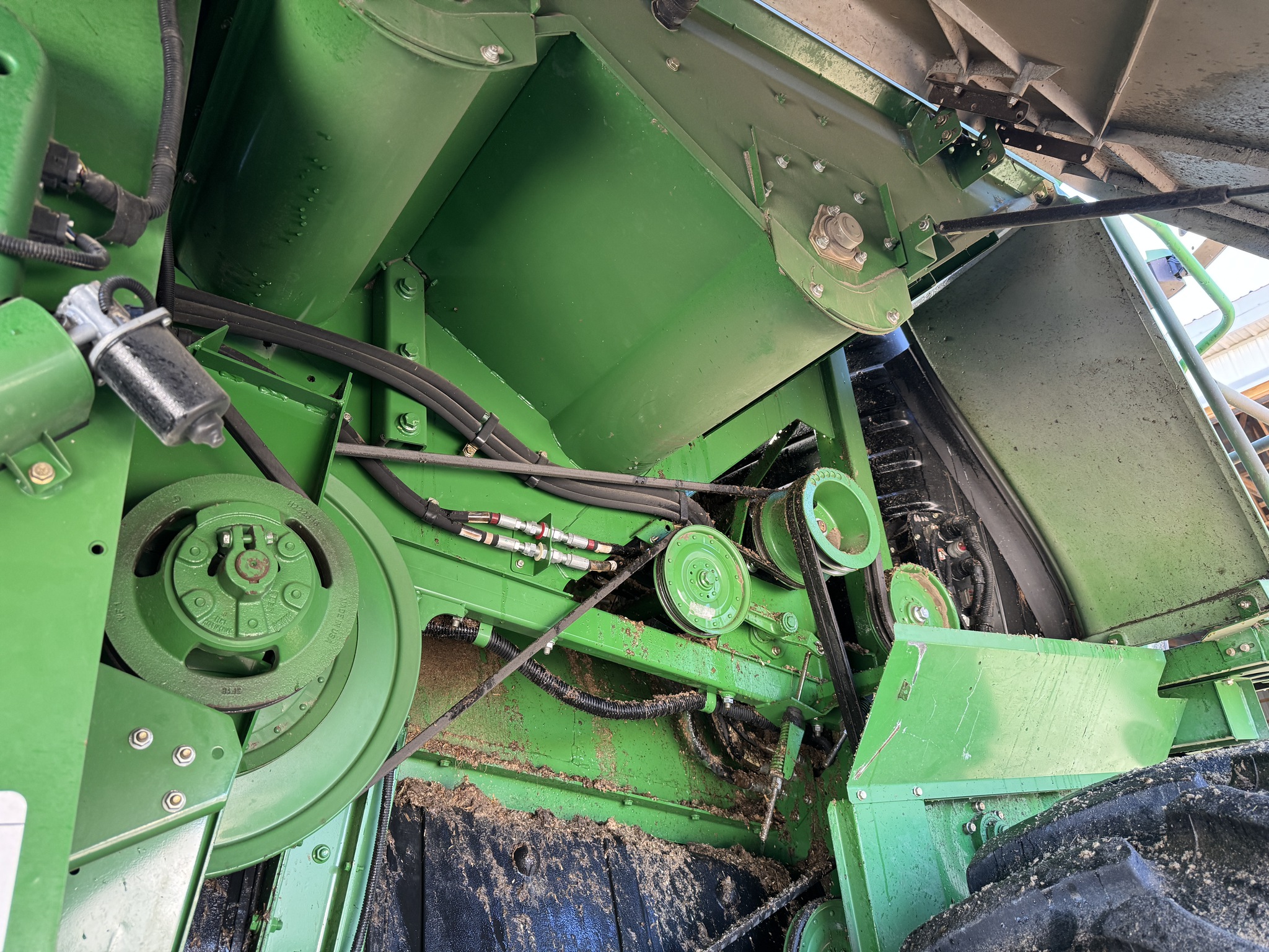 2013 John Deere S680 Image 9