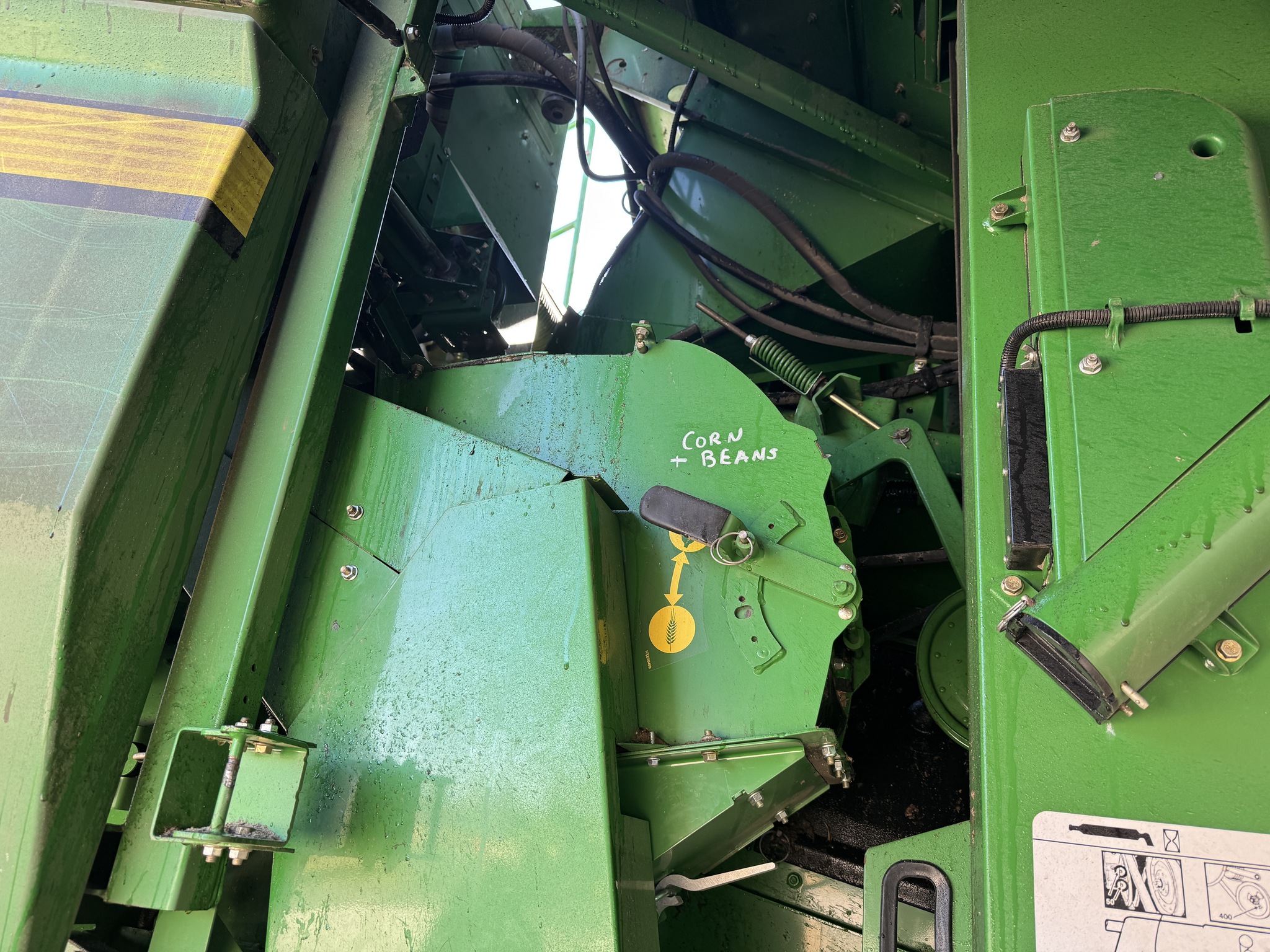 2013 John Deere S680 Image 10