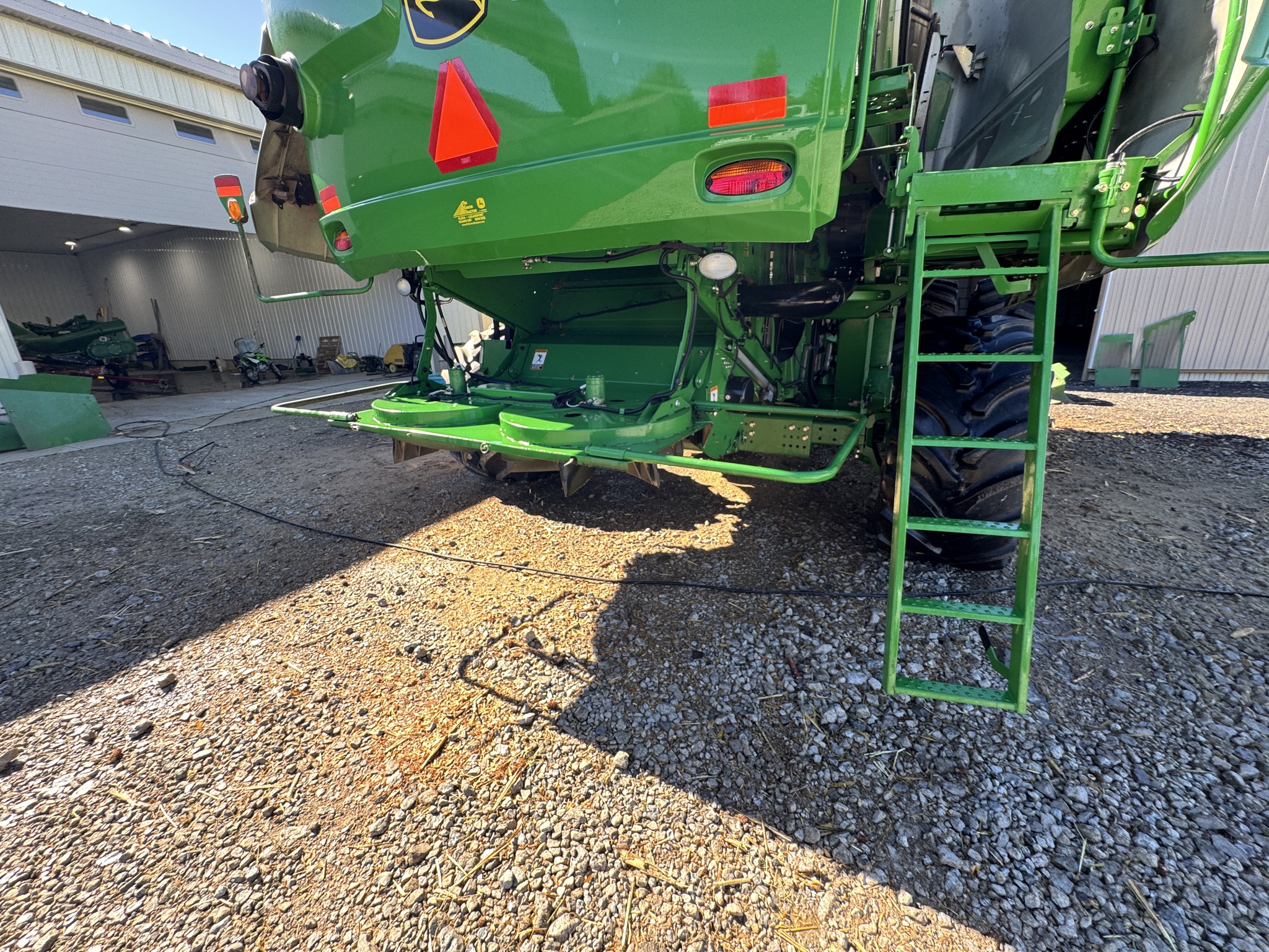 2013 John Deere S680 Image 14