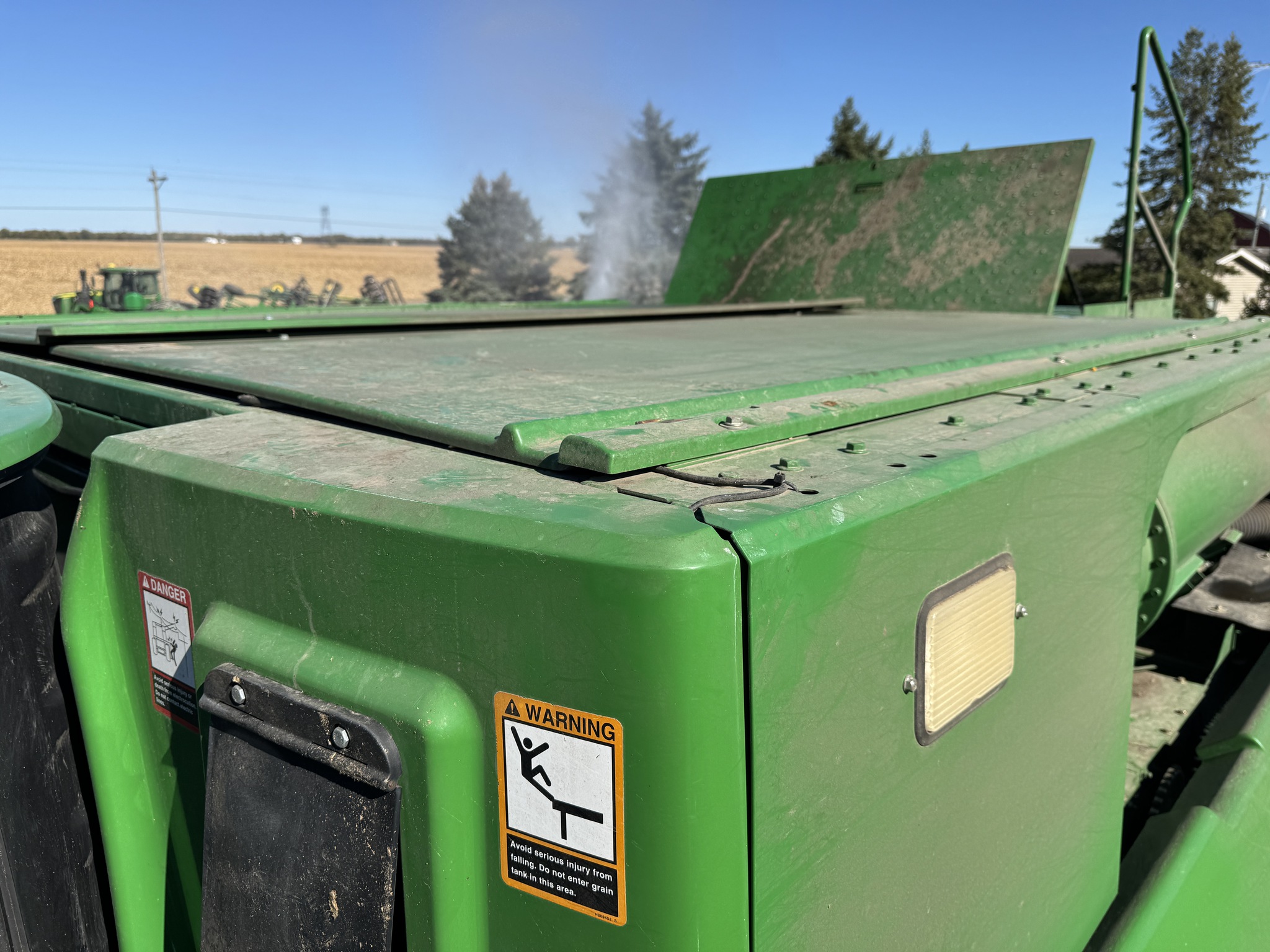 2013 John Deere S680 Image 20