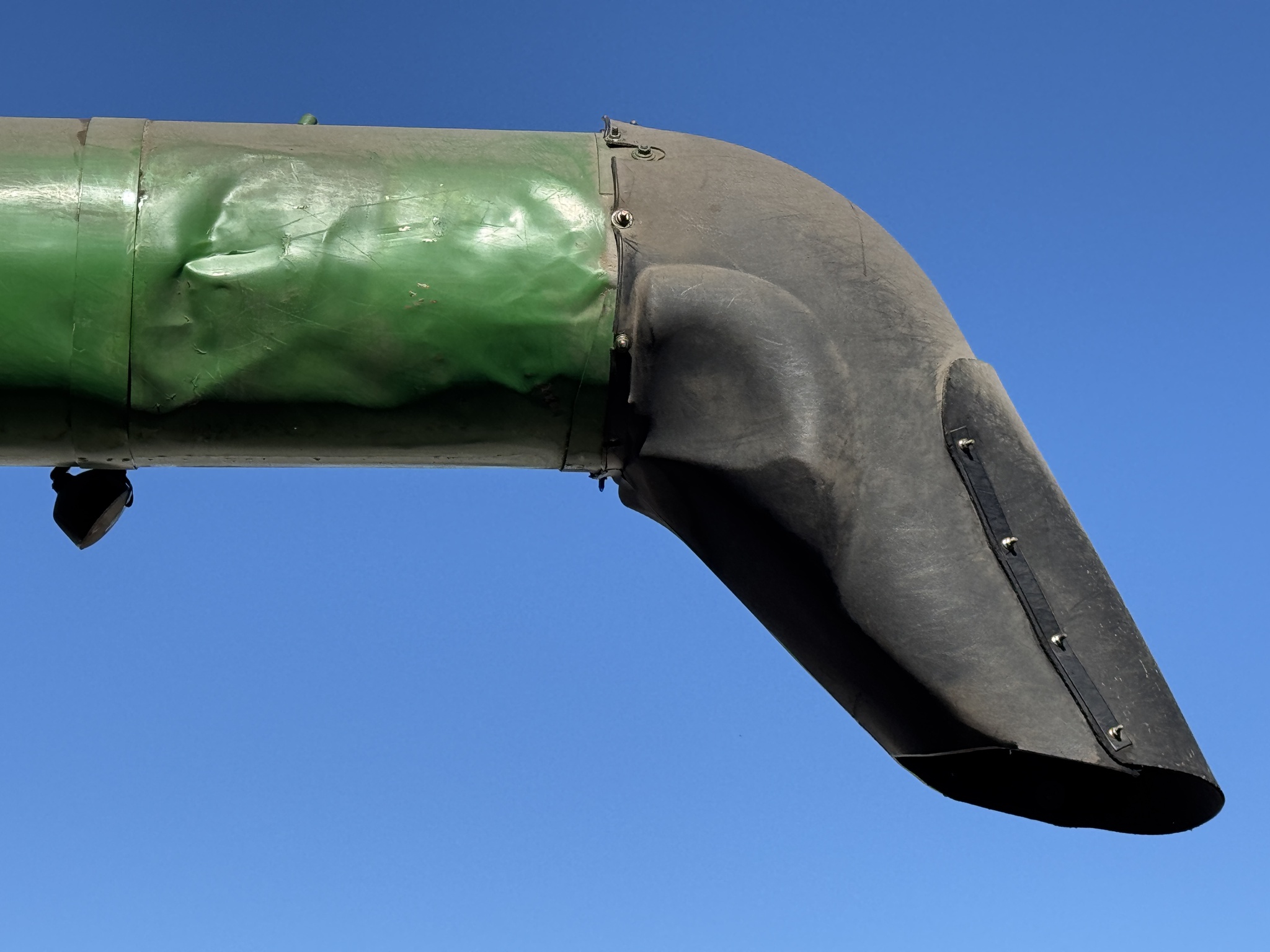 2013 John Deere S680 Image 27