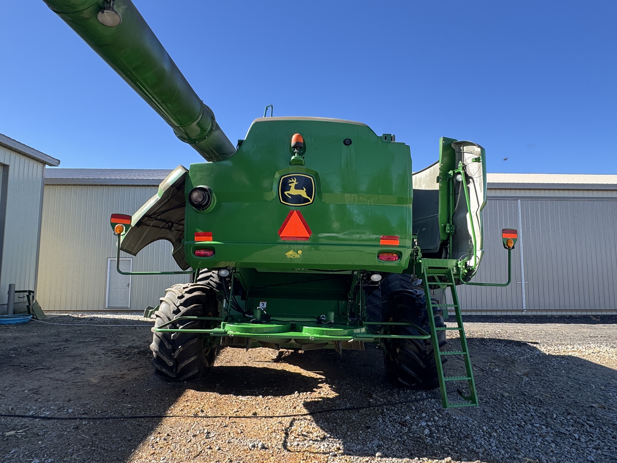 2013 John Deere S680 Image 29