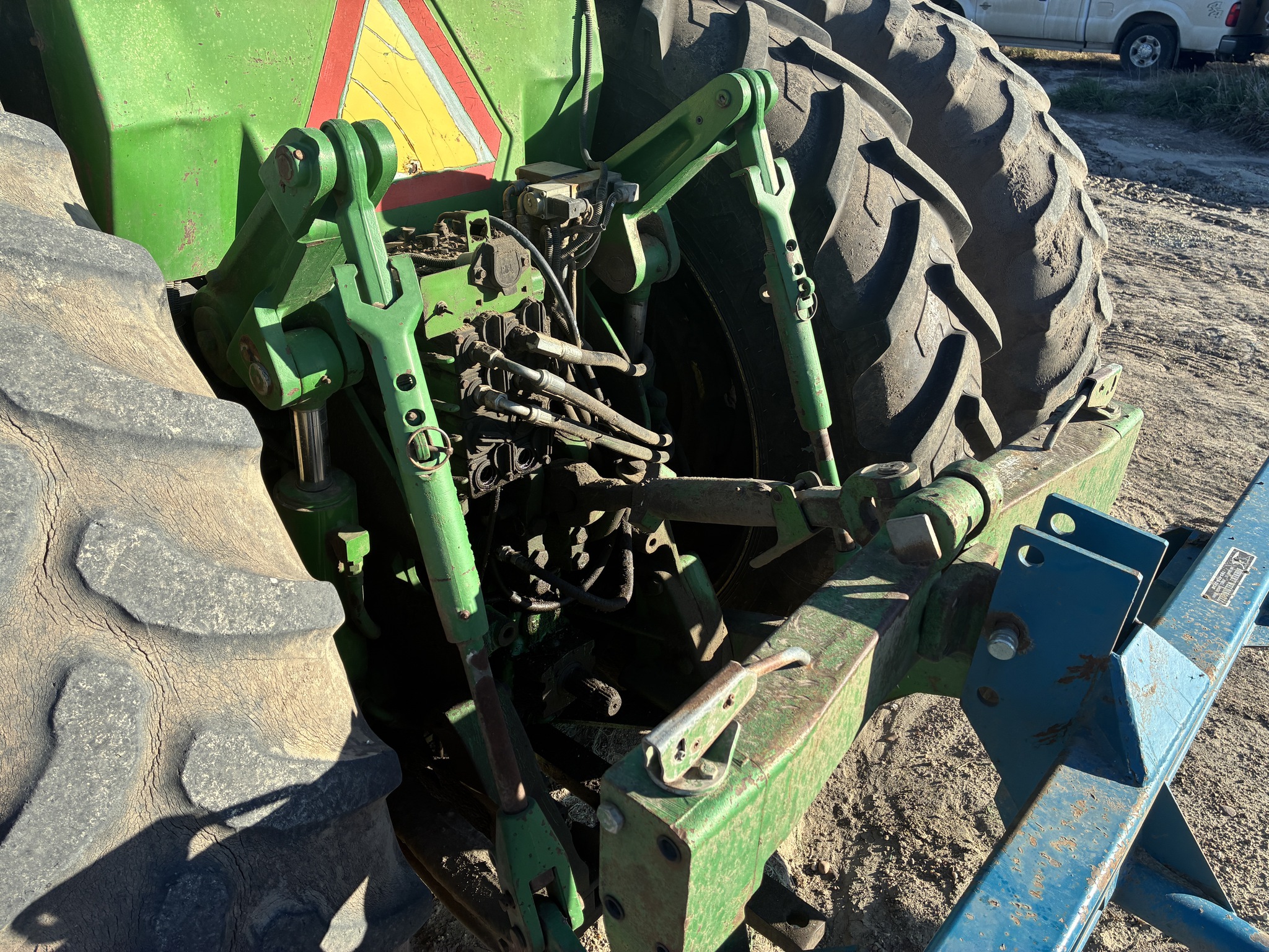 1996 John Deere 8200 Image 7